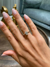 IGI Certified 1.00 CT E/VS1 Oval Cut Lab Grown Diamond Engagement Ring 14K Gold