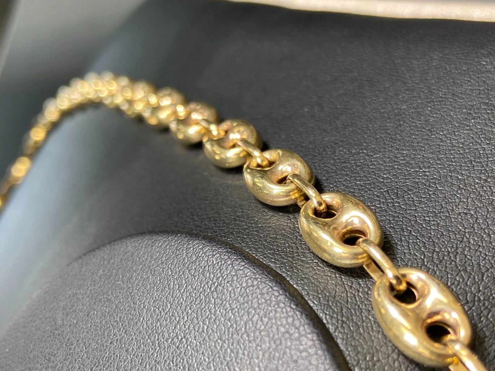 10K Yellow Gold Puffed Mariner Chain Necklace