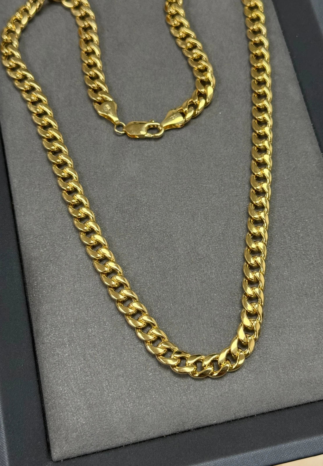 10K Yellow Gold Miami Cuban Curb Chain Necklace – 8mm
