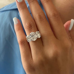 5.00 CT E VS1 Lab Grown Oval Cut Diamond Three Stone Engagement Ring IGI 14k