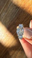 5.00 CT E VS1 Lab Grown Round Cut Diamond Three Stone Engagement Ring IGI 14k
