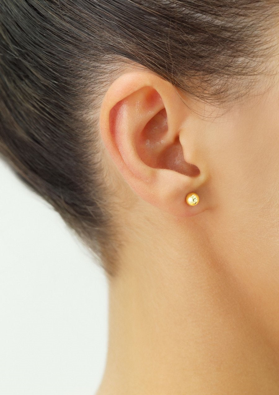 9ct Yellow Gold & 3mm Pearl Stud Earrings | Jewellerybox.co.uk